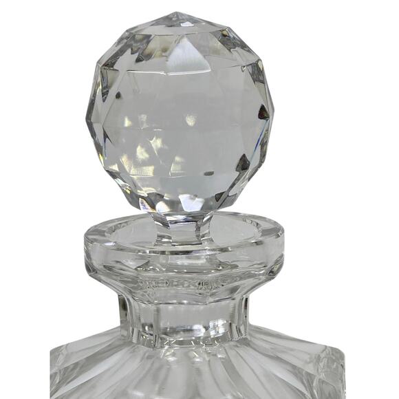 Heavy Lead Crystal Diamond Cut Square Vintage 9.75" Decanter-Excellent - Picture 2 of 8